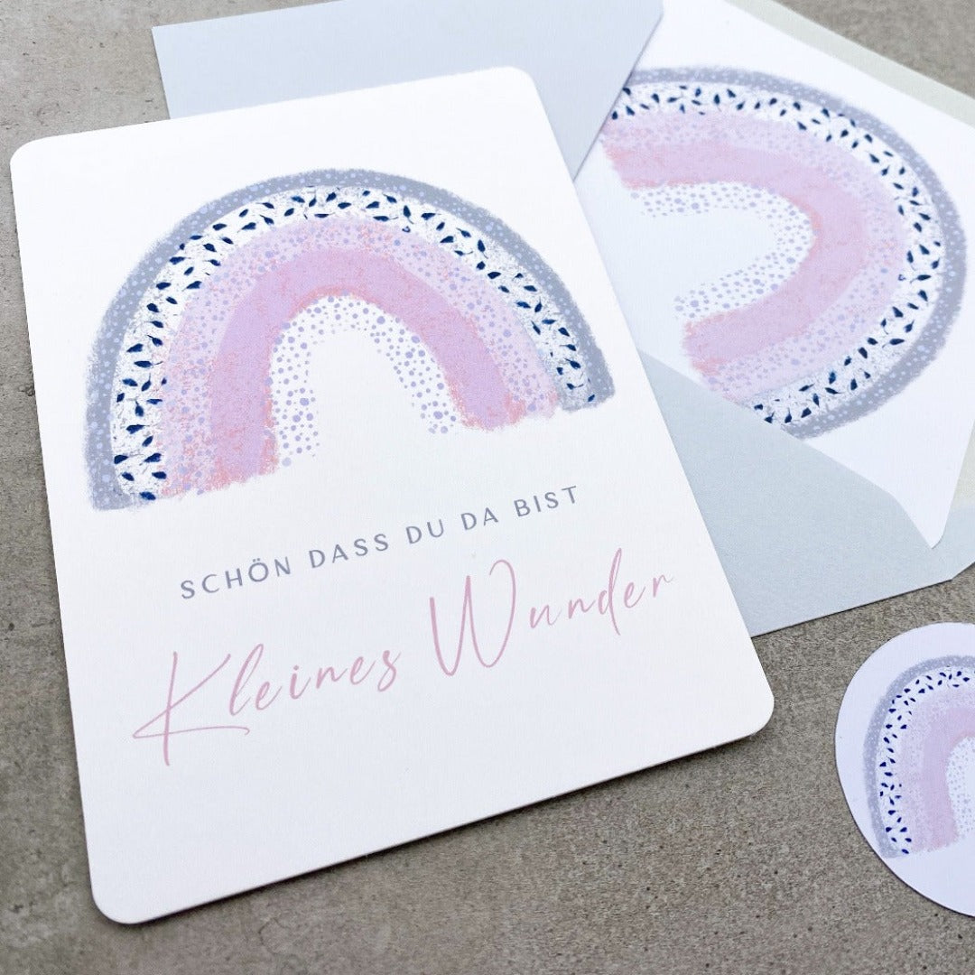 Glückwunschkarte zur Geburt mit rosa Regenbogen