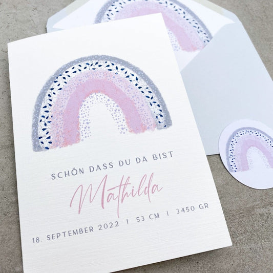 Glückwunschkarte zur Geburt mit rosa Regenbogen