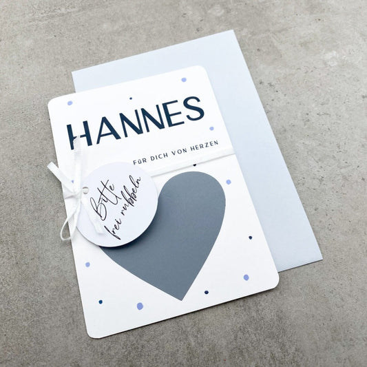 Personalisierbarer Rubbelgutschein mit Herz und blauen Punkten | KleinArt