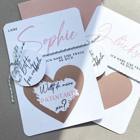 Patentante fragen - Moderne Rubbelkarte mit rosa Herz und Anhänger bitte frei rubbeln - KleinArt